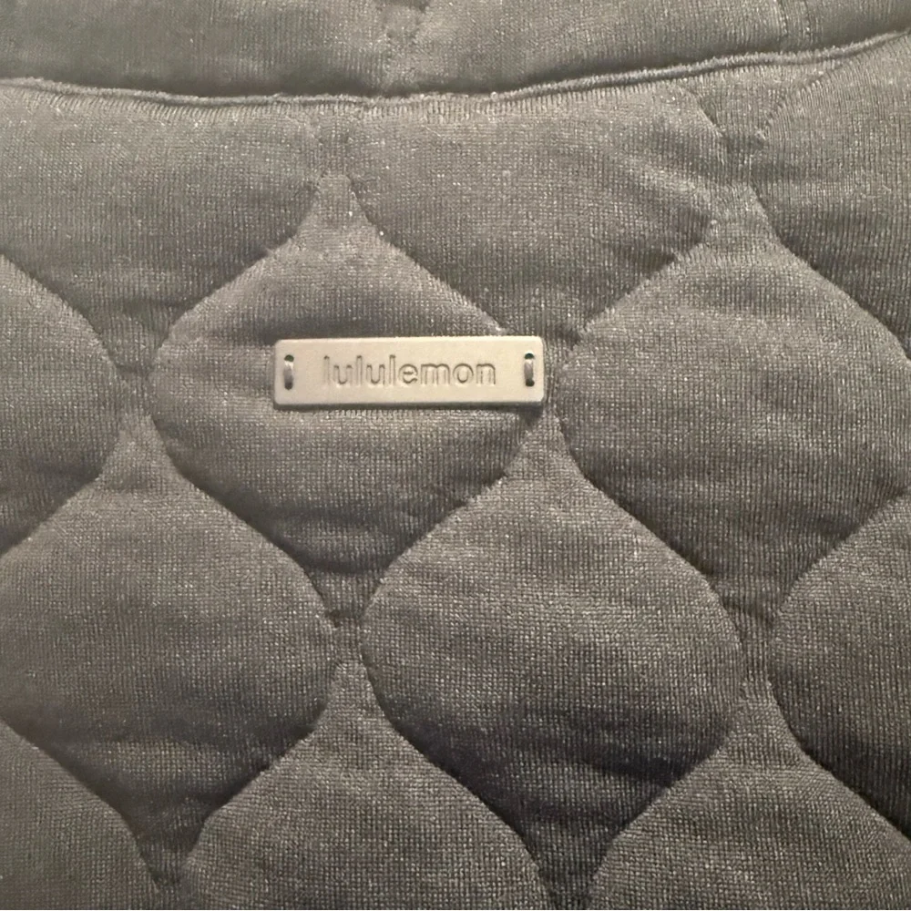 Lululemon Athletica Black Quilted Cropped Puffer Jacket - Picture 9 of 13